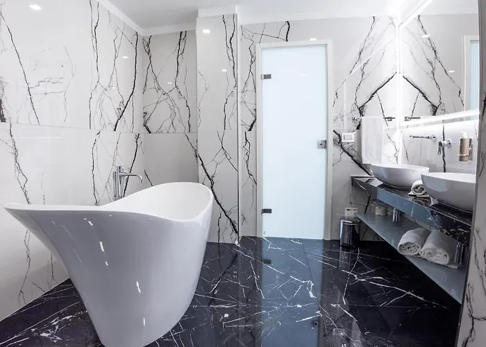 ホテル グランド コスタ ブラダ