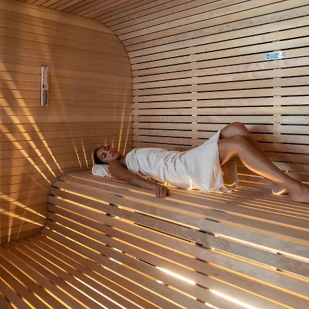 Grand Costa Brada Hotell