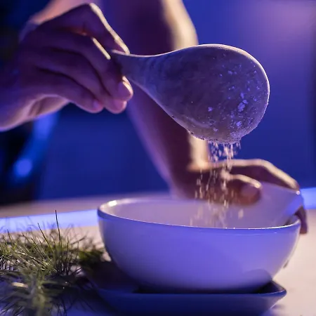 Hotel Grand Costa Brada