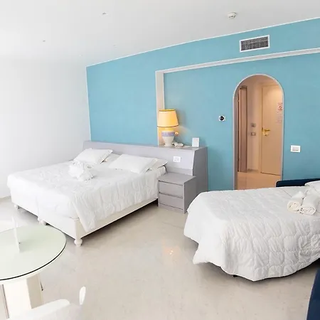 Hotell Grand Costa Brada 4*