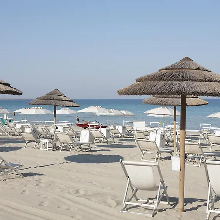 Hotell Grand Costa Brada