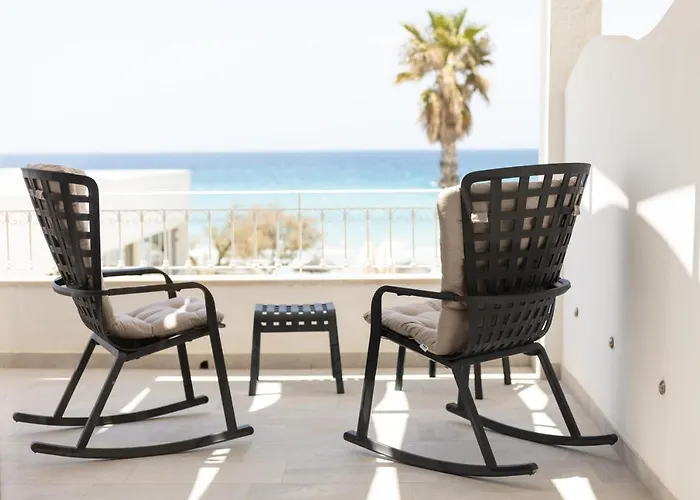 מלון Grand Costa Brada 4*