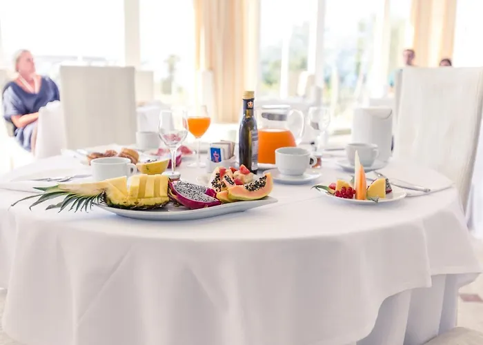 Otel Grand Costa Brada